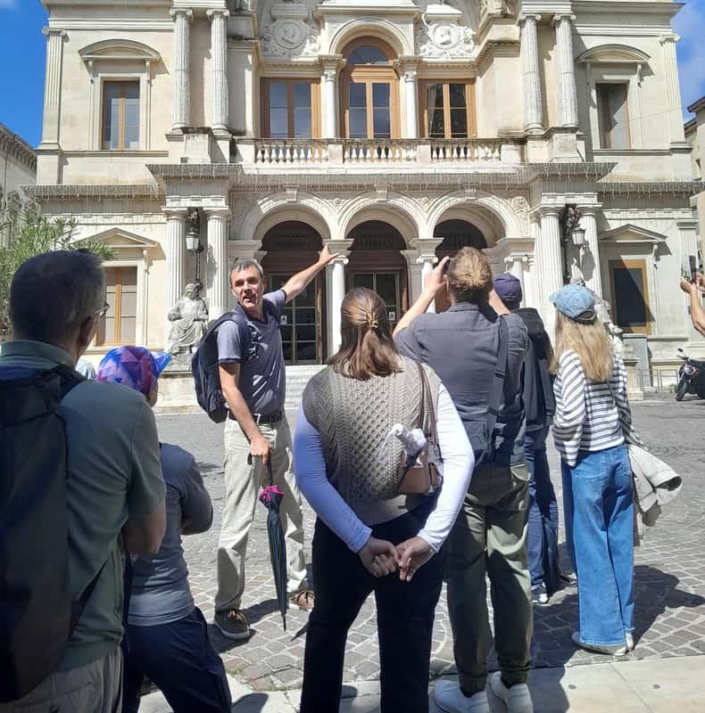 Avignon: walking tour of the must-see sights and secret gems